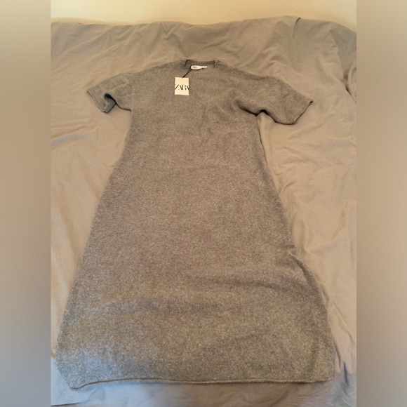 ZARA MAXI DRESS - Picture 1 of 4